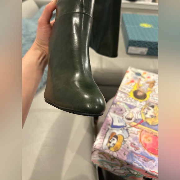 ✨Jeffrey Campbell (NWT) Over-the-Knee Olive Boots Size 6✨ - Picture 9 of 11